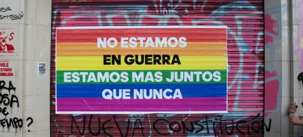 'We are not at war, we are more united than ever' - sign in response to Chile's then President stating the country was at war over gender. © Ignacio Bustamante