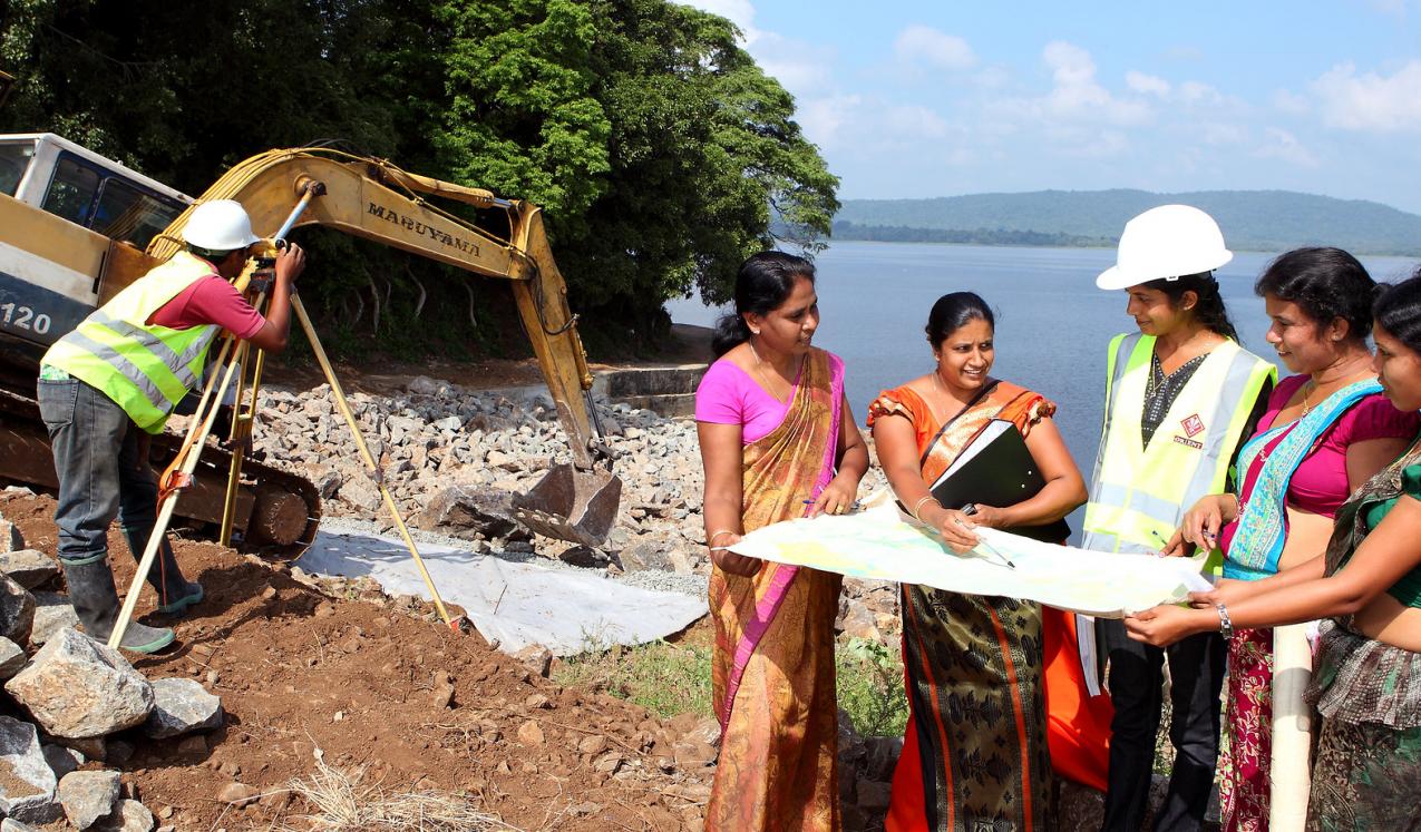 Dam under construction in Sri Lanka. © Lakshman Nadaraja/World Bank/LN-SL005