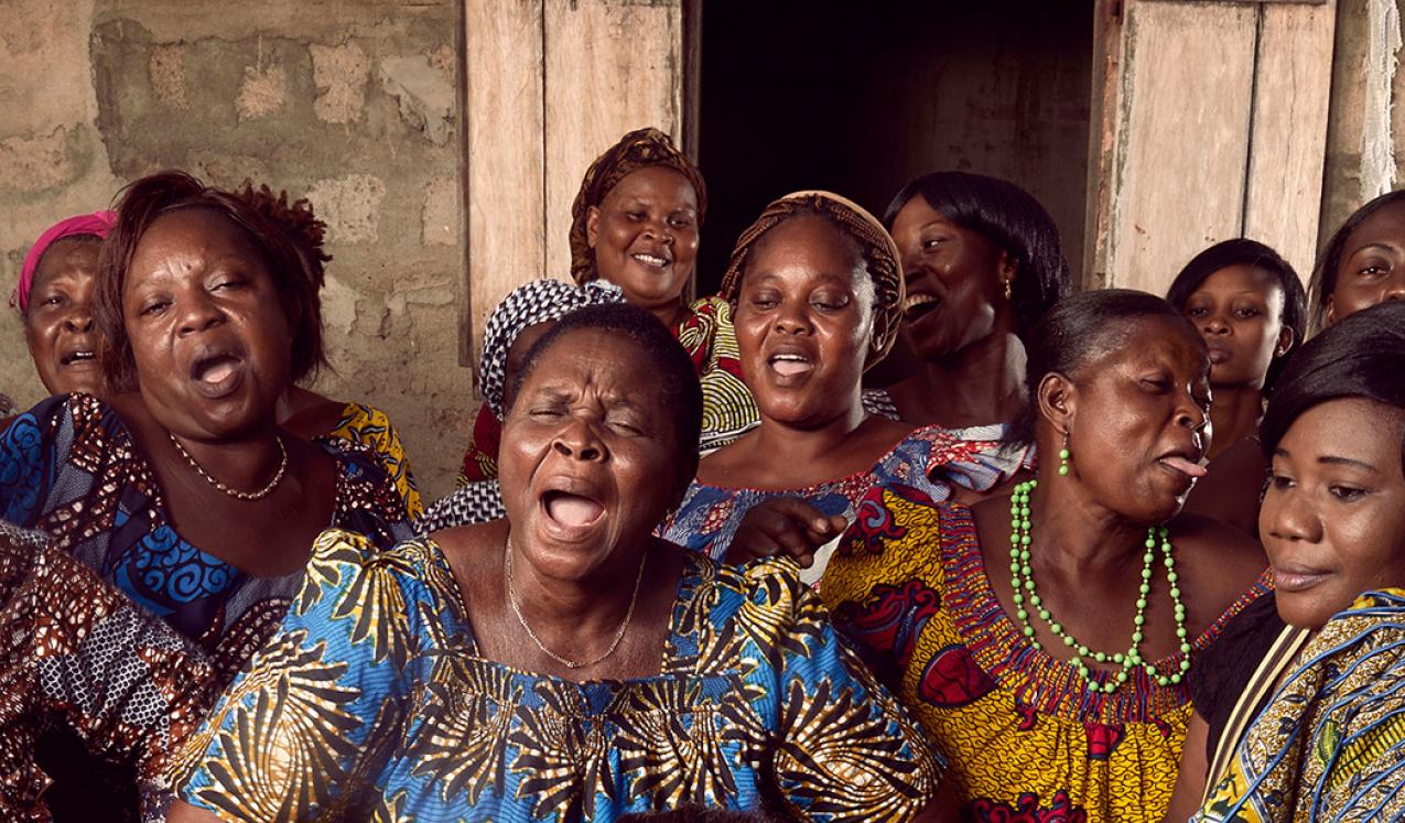Women of the Delali Association, a co-op of small businesses led by women © Stephan Gladieu / World Bank