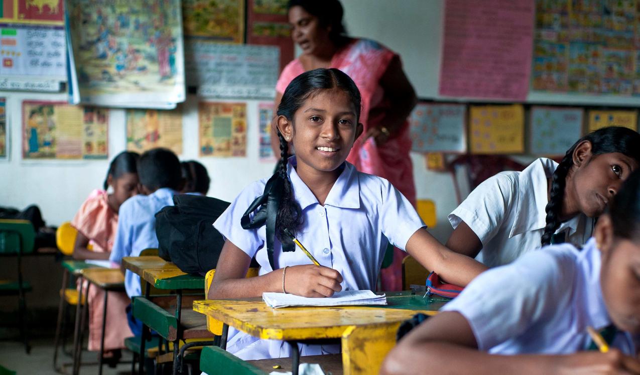Students in a classroom in Sri Lanka. © Deshan Tennekoon/World Bank