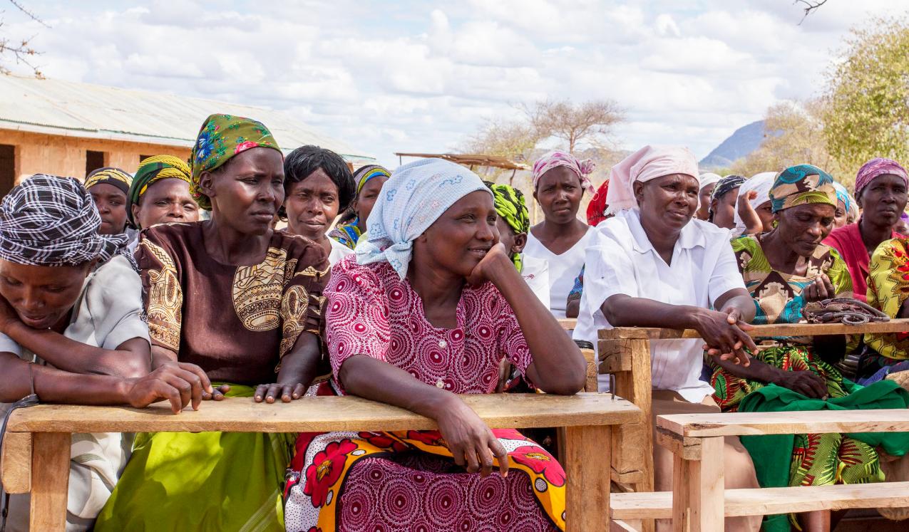 Women farmers in a community hard hit by drought in 2011 in Kenya. © Flore de Preneuf / World Bank