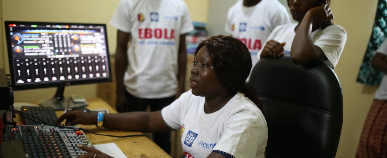 Employees at Radio Rural Community de Forecariah. Credit: World Bank Photo Collection