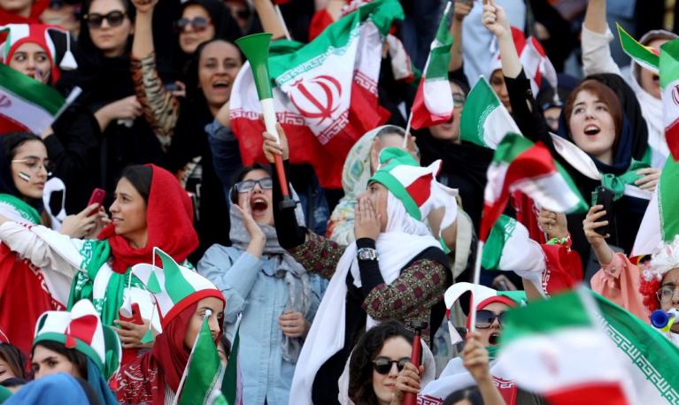 Iranian women fans arrive to attend Iran's FIFA World Cup Asian qualifier match. © Nazanin Tabatabaee/WANA (West Asia News Agency) via THIRD PARTY - RC115E470720