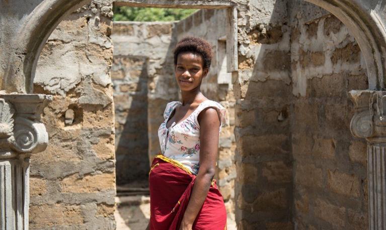 Jeneba, a school girl in Sierra Leone, left school when her bump began to show © Olivia Acland