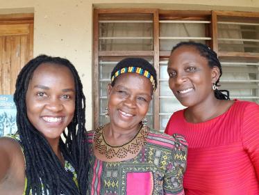 Lelemba with Chief Kachindamoto of Malawi and Killy Kanjo 