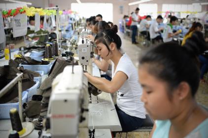 The female labour force participation rate is high in Vietnam, but inequalities informed by traditional social norms persist in workplaces between women and men. © Thang Tung / Institute for Studies of Society, Economy and Environment Vietnam