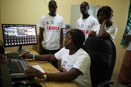 Employees at Radio Rural Community de Forecariah. Credit: World Bank Photo Collection