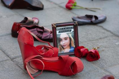 Relatives protest by placing red shoes to pay tribute to the hundreds of disappeared women in Juarez and across Mexico. ©David Peinado Romero / Shutterstock ID: 2128849571