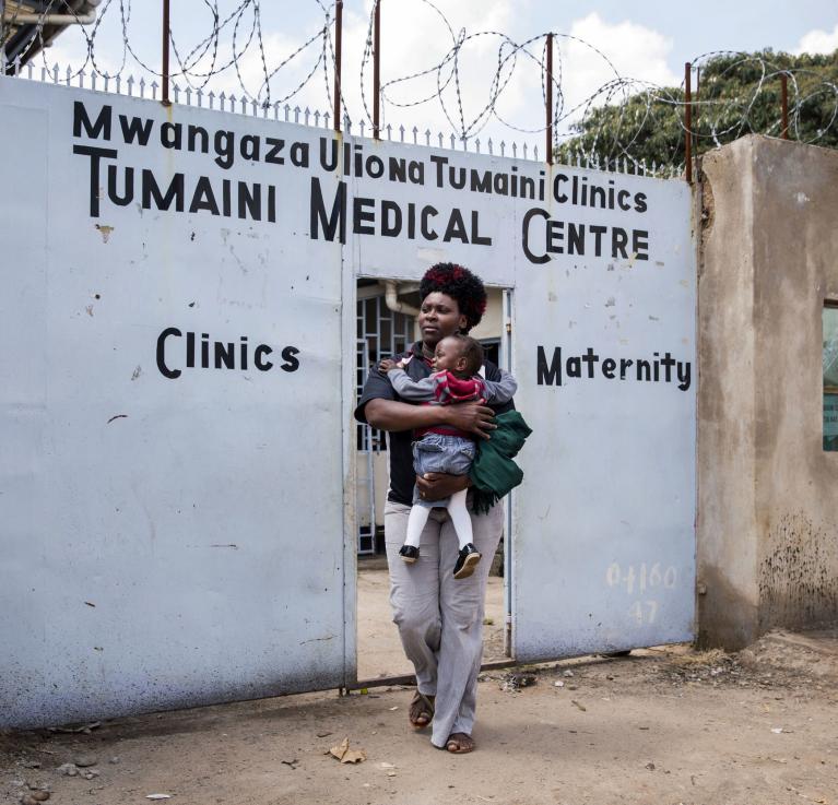 Tumaini maternity clinic supported by APHRC (African Population and Health Research Center) in Korogocho slum, one of Nairobi's most populated informal settlements, Kenya. ©Jonathan Torgovnik.