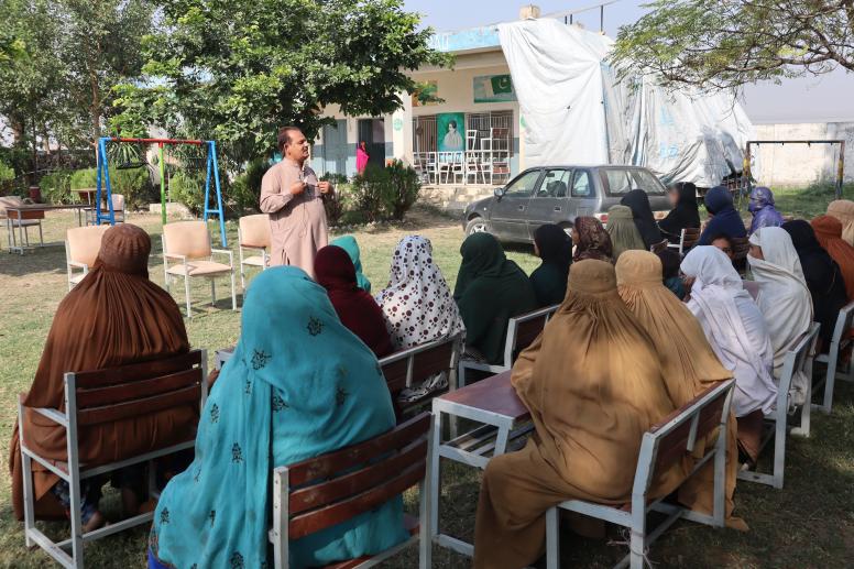 Led by PYCA, Accelerated Learning Centres for out-of-school children help them to catch-up on lost years of learning. Credit: PYCA 