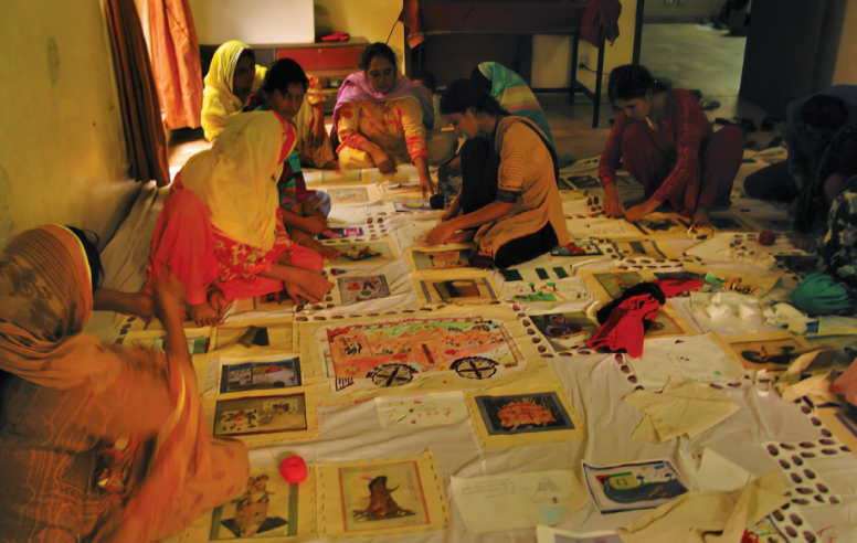 Farida Batool, Artist’s workshop with Dastak in 2004. 